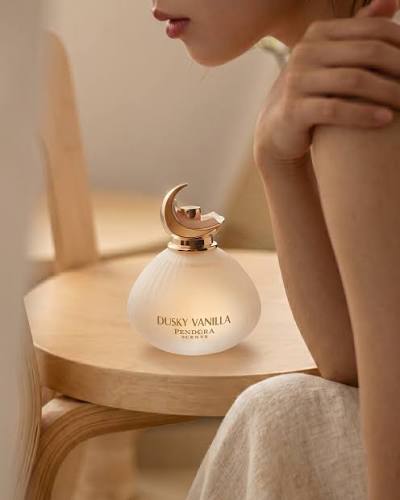 Detalle del frasco Dusky Vanilla perfume gourmand